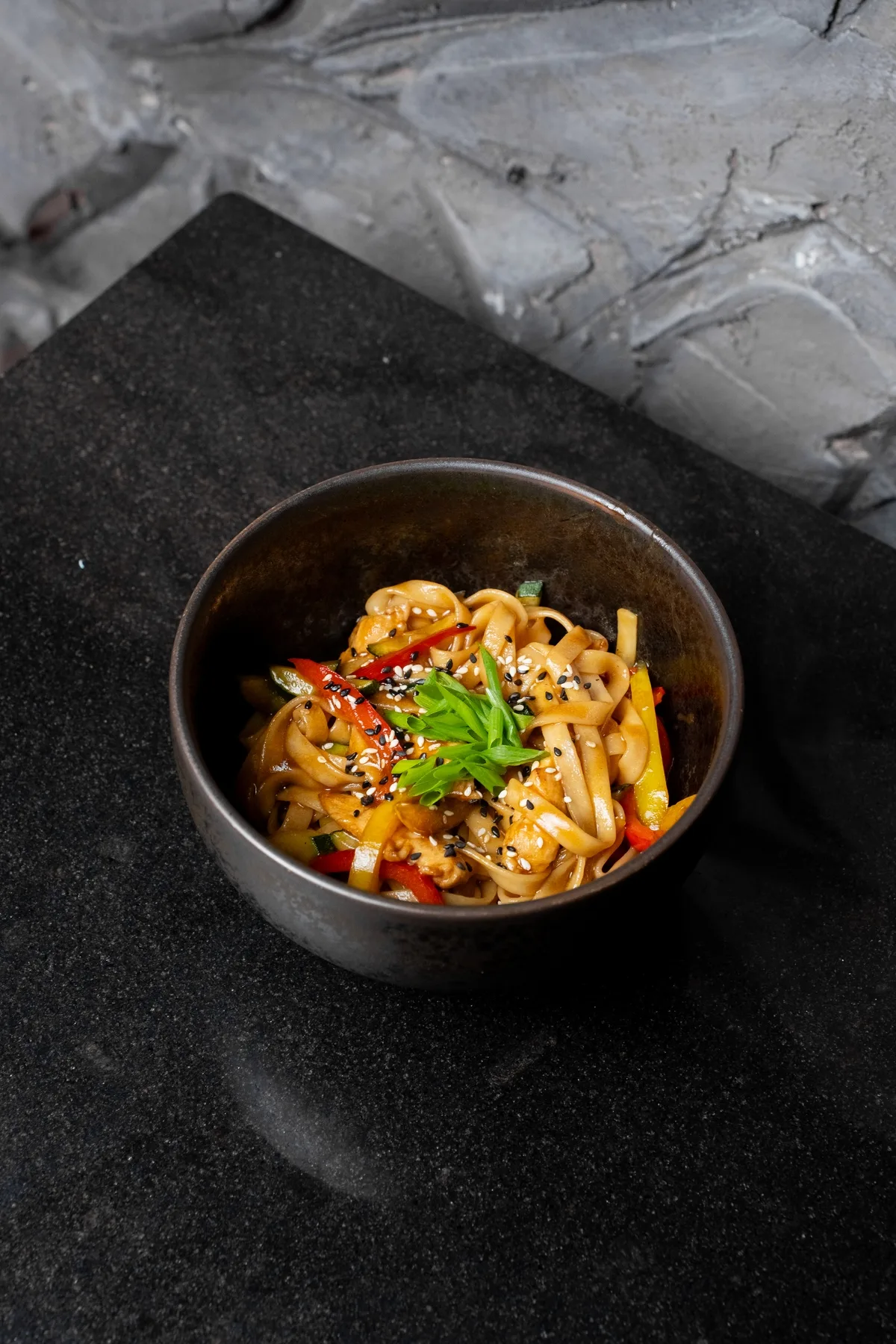 Удон с курицей